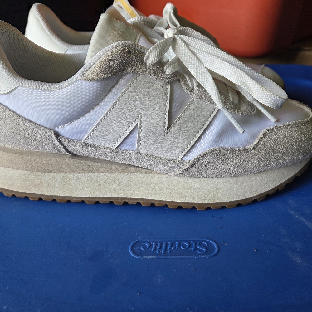 New Balance Classic White and Gray Sneakers